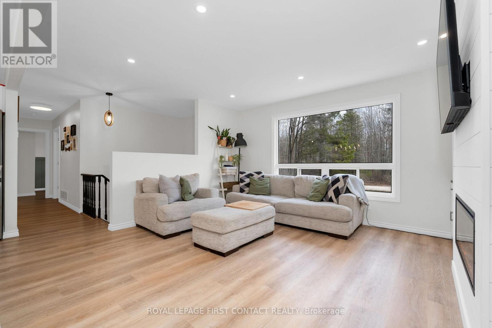 5532 Old Udney Side Road, Ramara, Ontario  L3V 0P6 - Photo 5 - S13043478