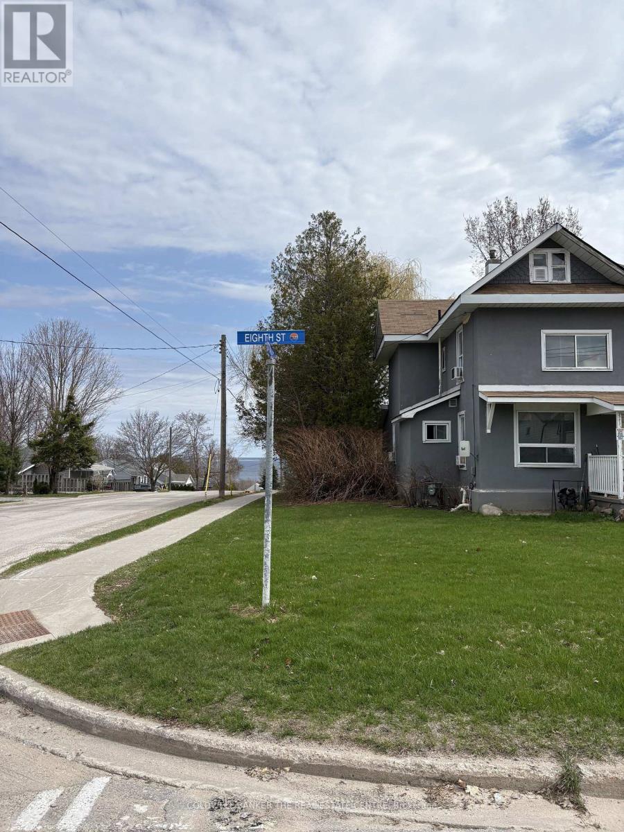 2 - 117 EIGHTH STREET, Midland, Ontario