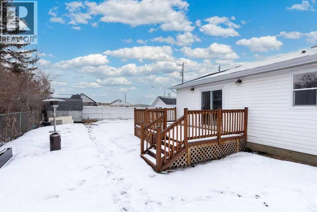 4504 49 Street, Lloydminster, Saskatchewan  S9V 0L5 - Photo 37 - A2305128