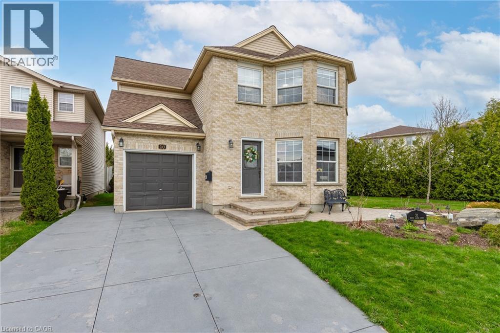 31 White Sands Court, Kitchener, Ontario  N2E 3S4 - Photo 2 - 40823320