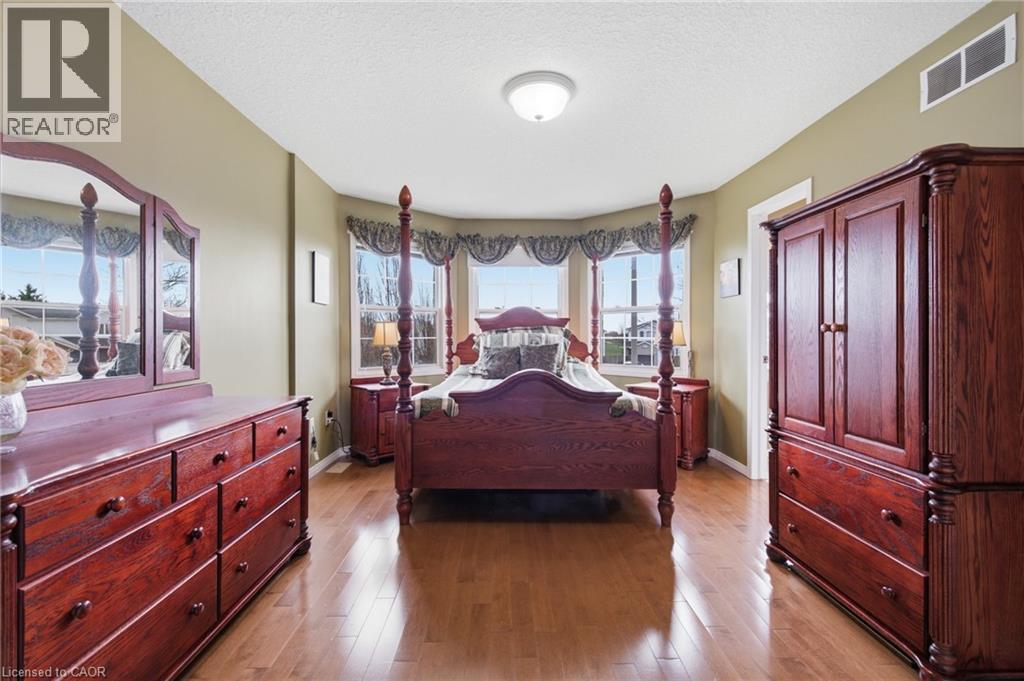 31 White Sands Court, Kitchener, Ontario  N2E 3S4 - Photo 19 - 40823320