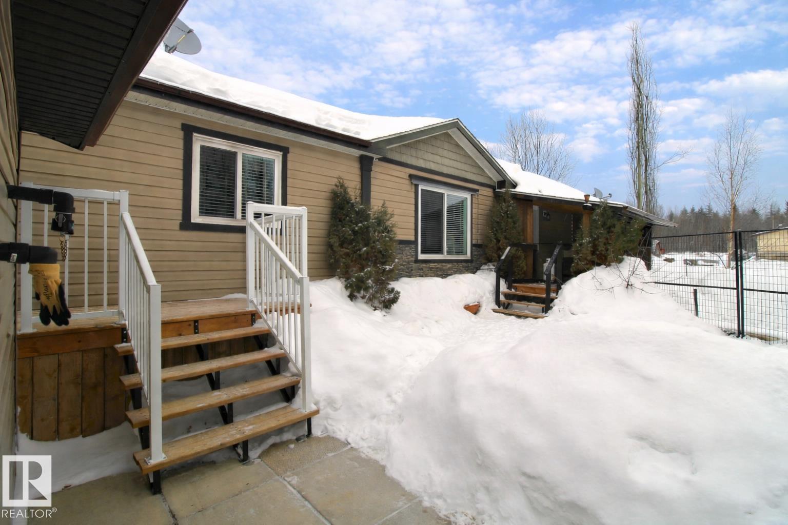 2971 Townsite Cr, Calling Lake, Alberta  T0G 0K0 - Photo 1 - E4472173