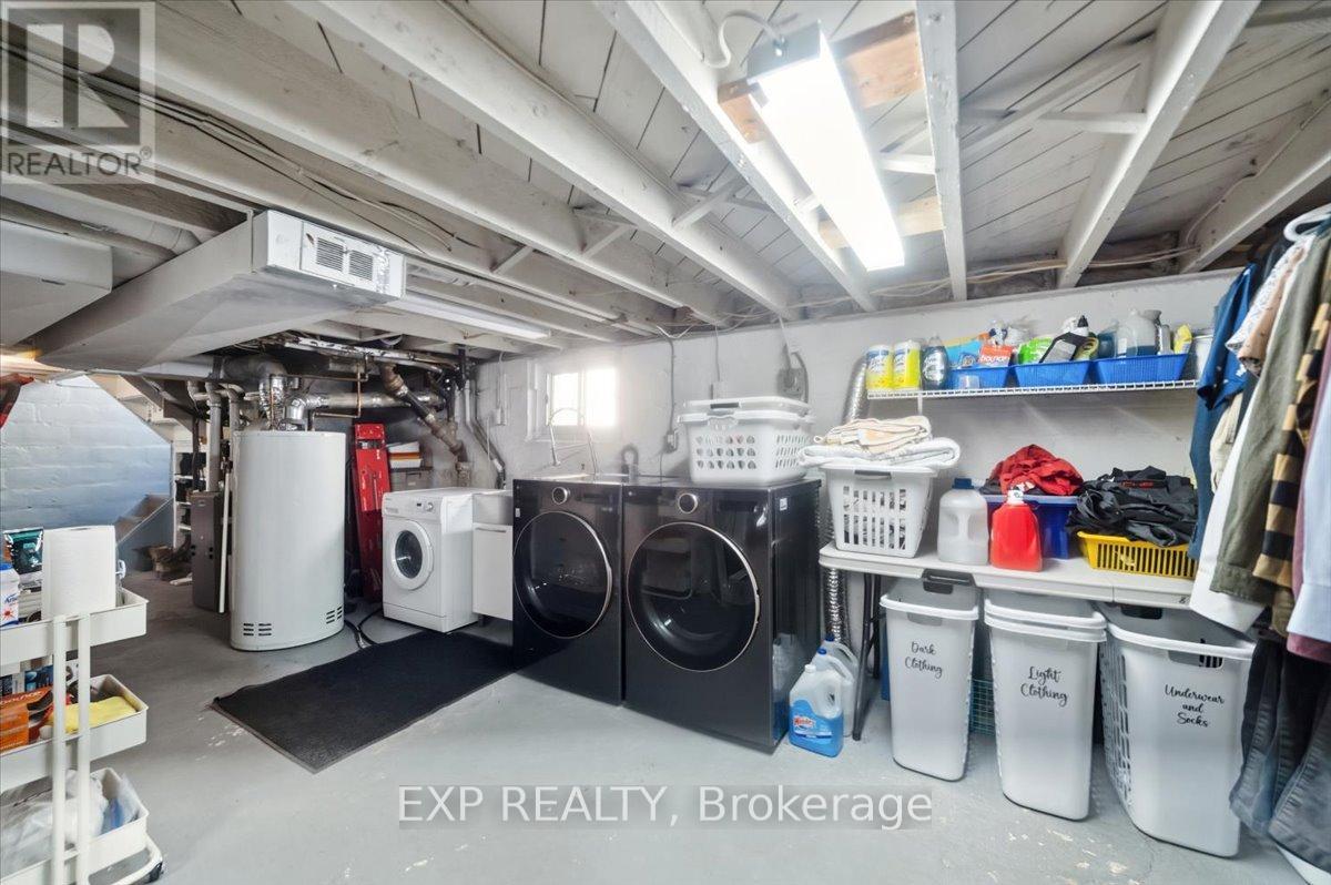 1223 Glencairn Avenue, Toronto, Ontario  M6B 2B6 - Photo 19 - W13040664