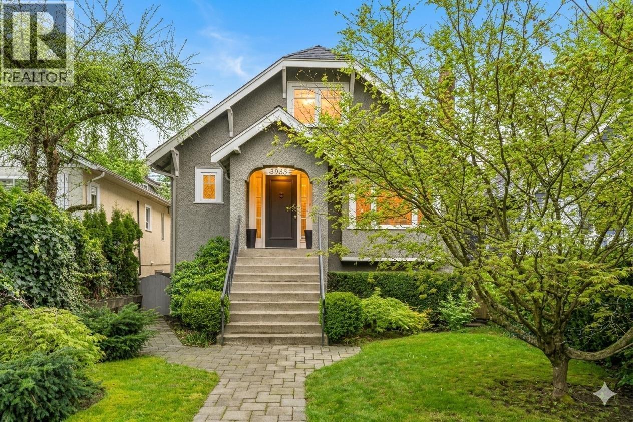 3955 DUNBAR STREET, Vancouver, British Columbia