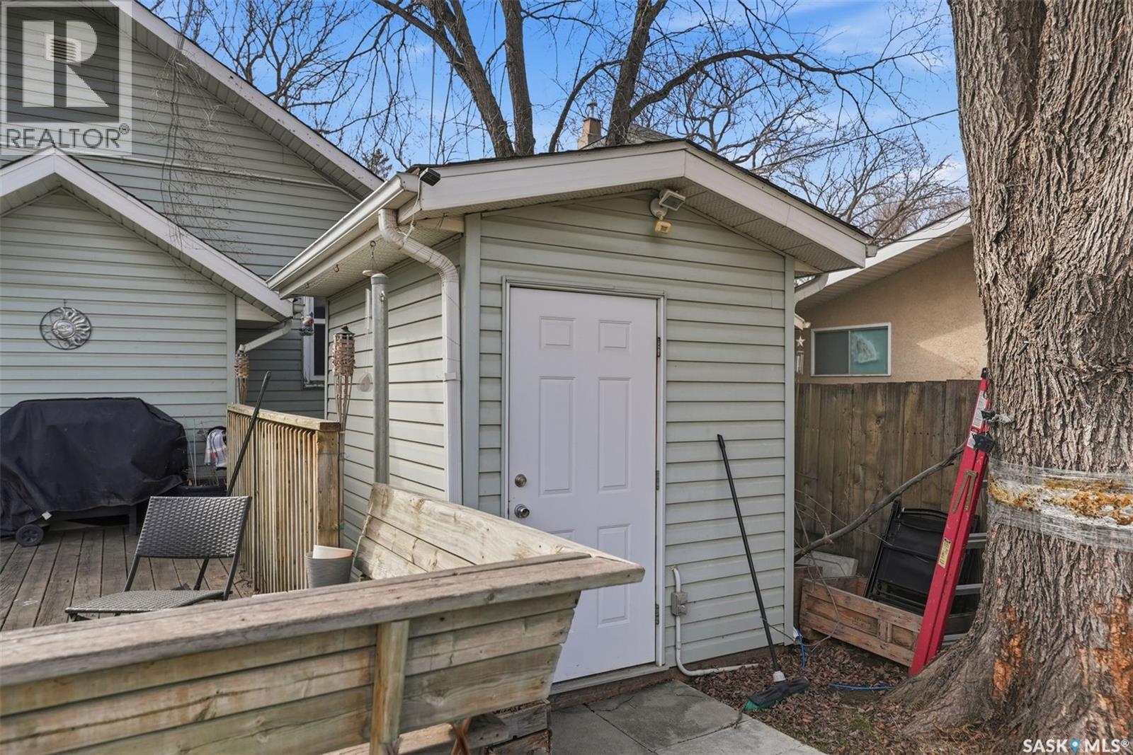 1306 C Avenue N, Saskatoon, Saskatchewan  S7L 1K8 - Photo 18 - SK033917