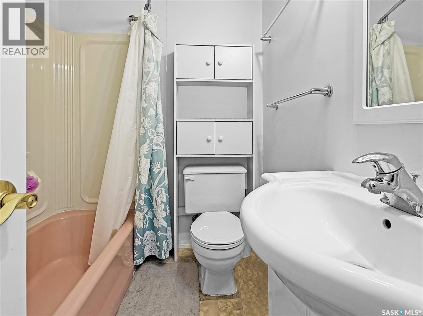 235 Sidney Street E, Swift Current, Saskatchewan  S9H 1T4 - Photo 12 - SK033625