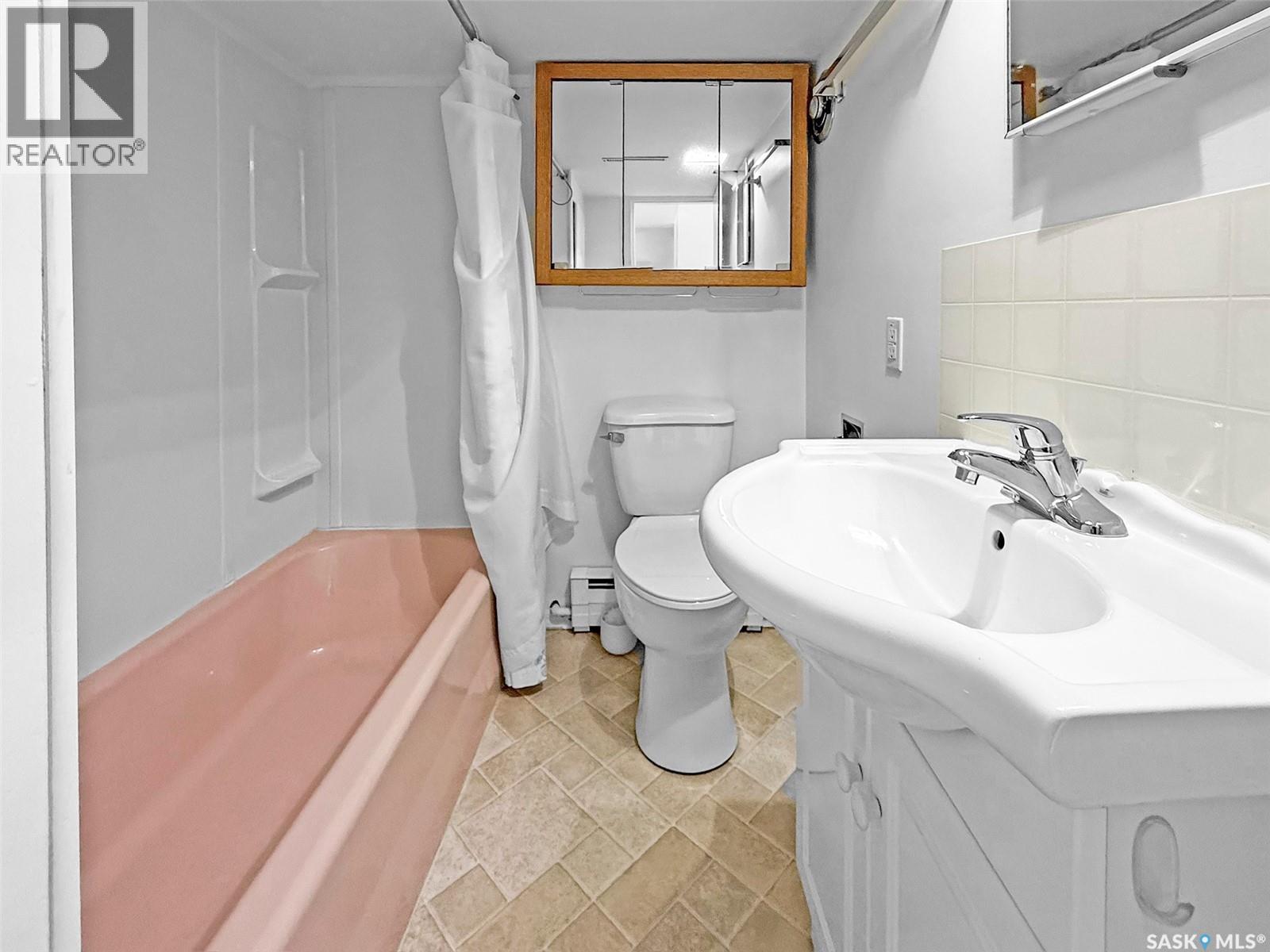 235 Sidney Street E, Swift Current, Saskatchewan  S9H 1T4 - Photo 18 - SK033625