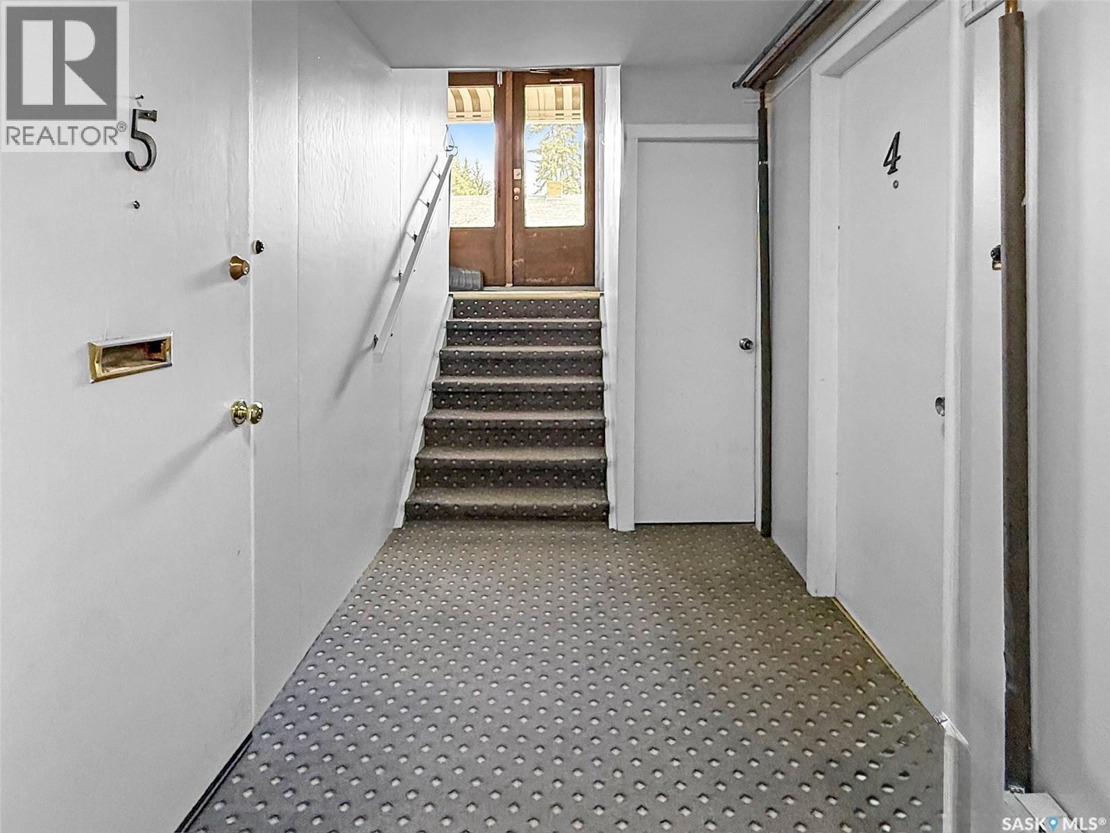 235 Sidney Street E, Swift Current, Saskatchewan  S9H 1T4 - Photo 31 - SK033625