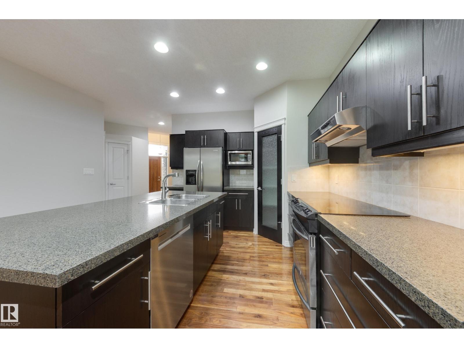 1906 Lemieux Ct Nw, Edmonton, Alberta  T6R 3T5 - Photo 13 - E4484168