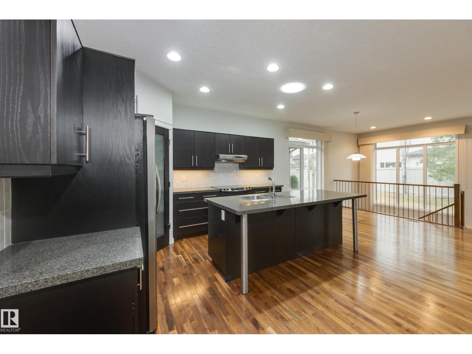 1906 Lemieux Ct Nw, Edmonton, Alberta  T6R 3T5 - Photo 9 - E4484168