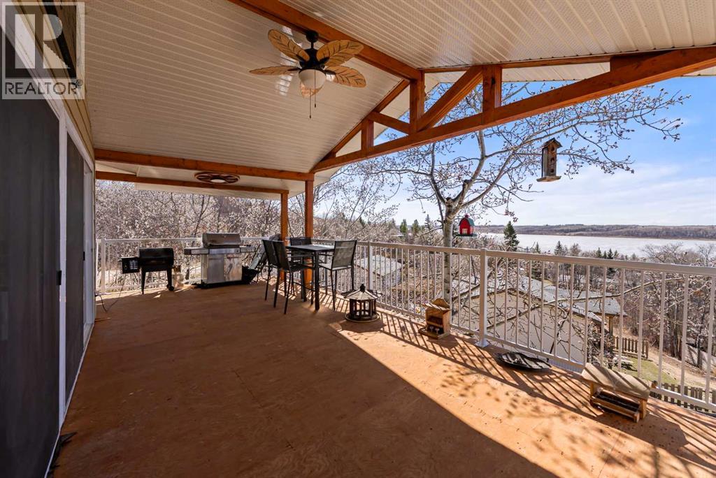 325 Minnewaukan Road, Tillicum Beach, Alberta  T4V 2m9 - Photo 5 - A2303993