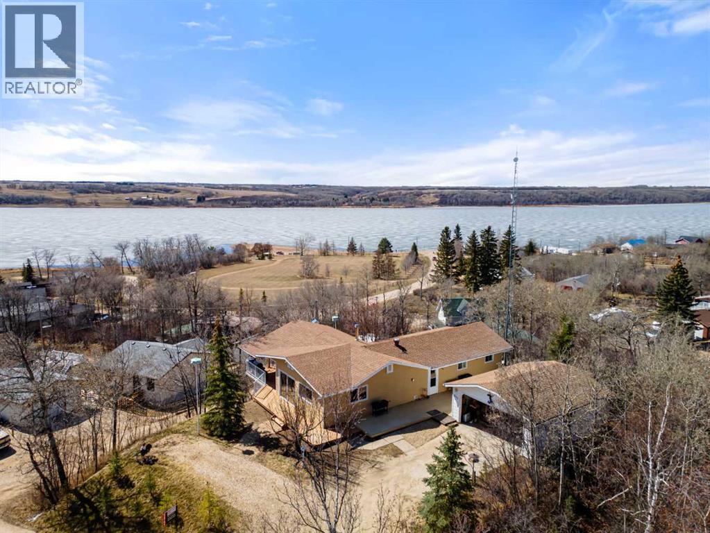 325 Minnewaukan Road, Tillicum Beach, Alberta  T4V 2m9 - Photo 2 - A2303993