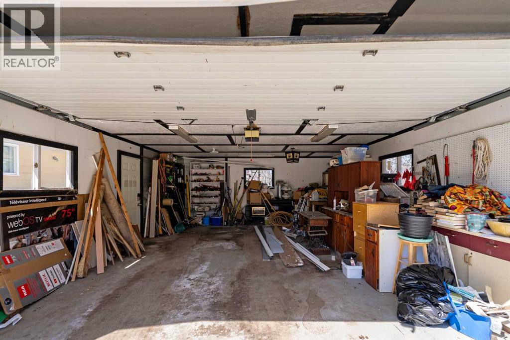 325 Minnewaukan Road, Tillicum Beach, Alberta  T4V 2m9 - Photo 38 - A2303993