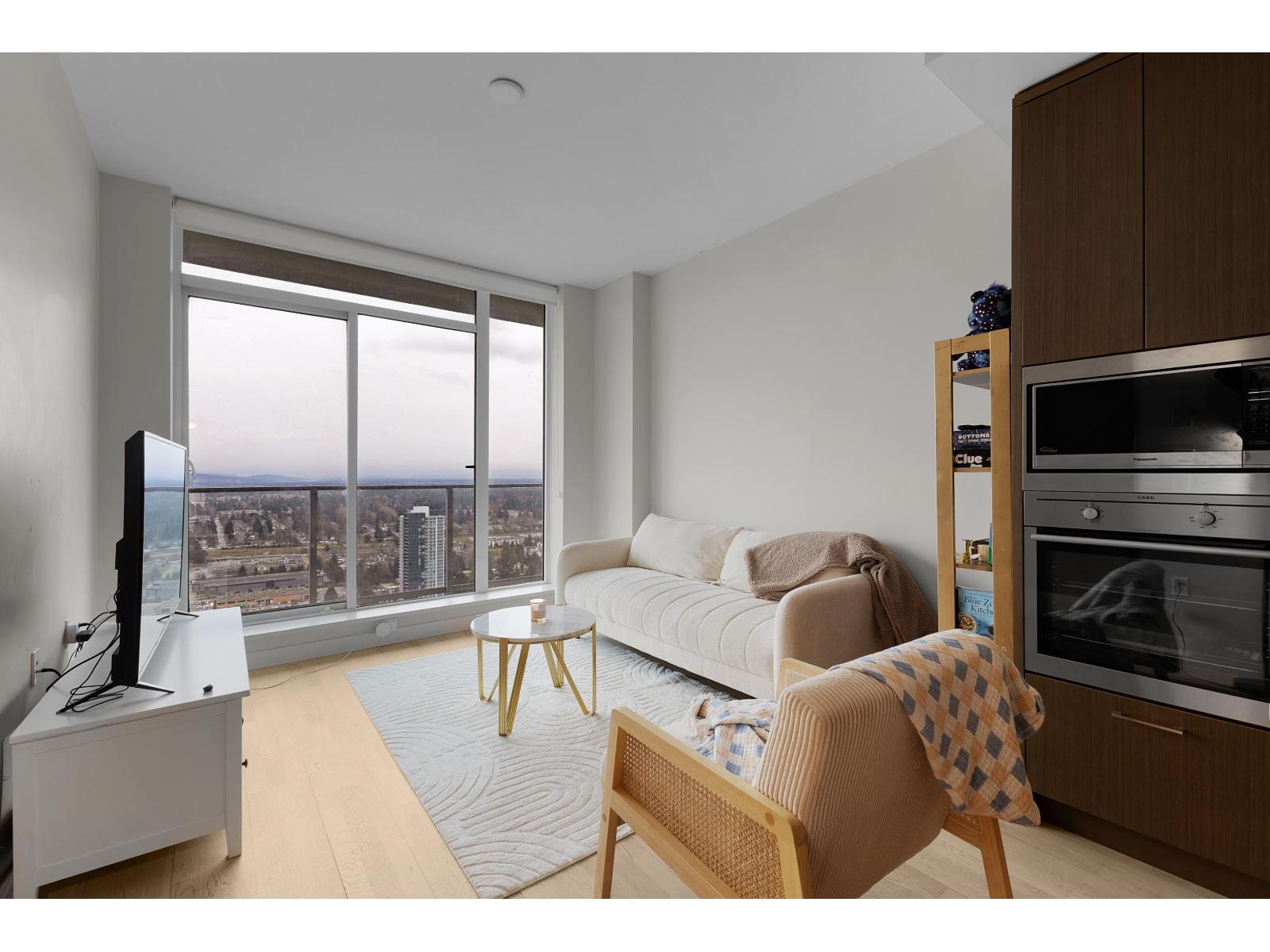 4304 13495 Central Avenue, Surrey, British Columbia  V3T 0K2 - Photo 8 - R3113666