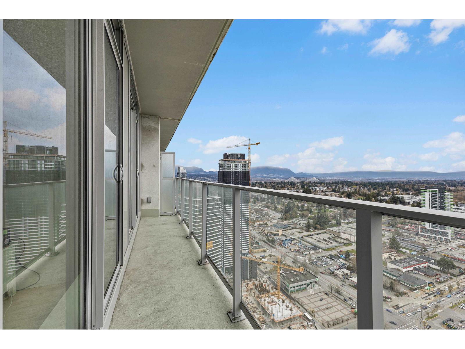 4304 13495 Central Avenue, Surrey, British Columbia  V3T 0K2 - Photo 16 - R3113666