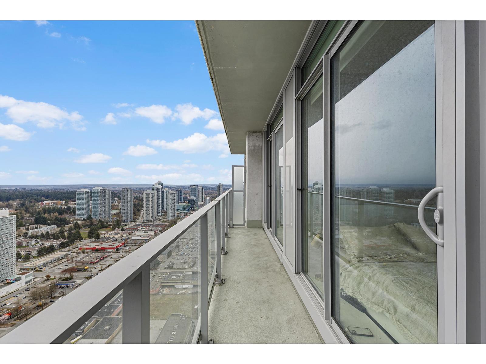 4304 13495 Central Avenue, Surrey, British Columbia  V3T 0K2 - Photo 13 - R3113666