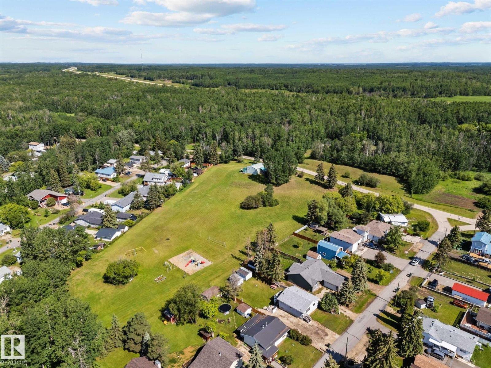 425 4 St. Yellowstone, Rural Lac Ste. Anne County, Alberta  T0E 0A0 - Photo 55 - E4478939