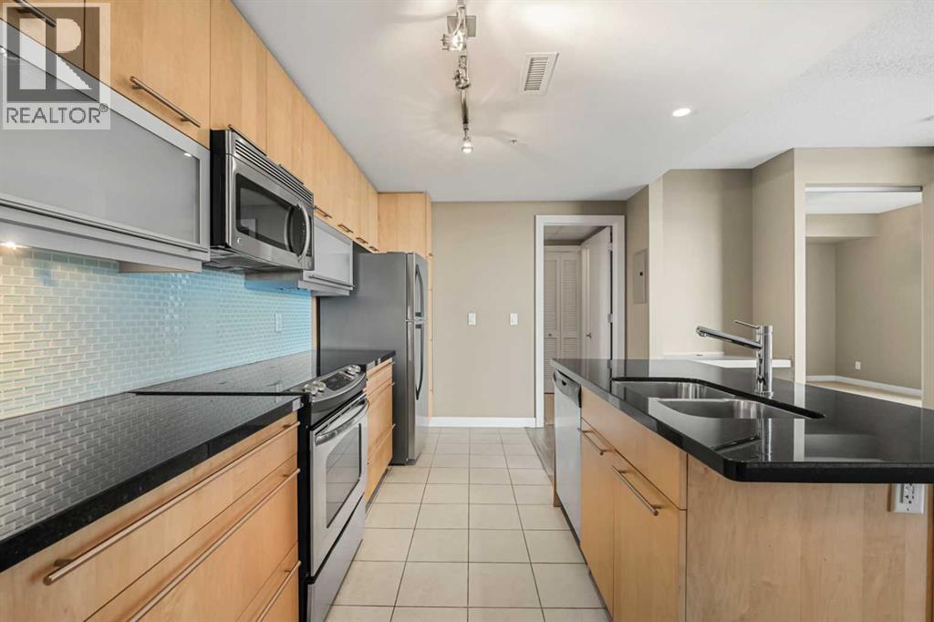 1407, 215 13 Avenue SW, Calgary, Alberta  T2R 0V6 - Photo 3 - A2296180