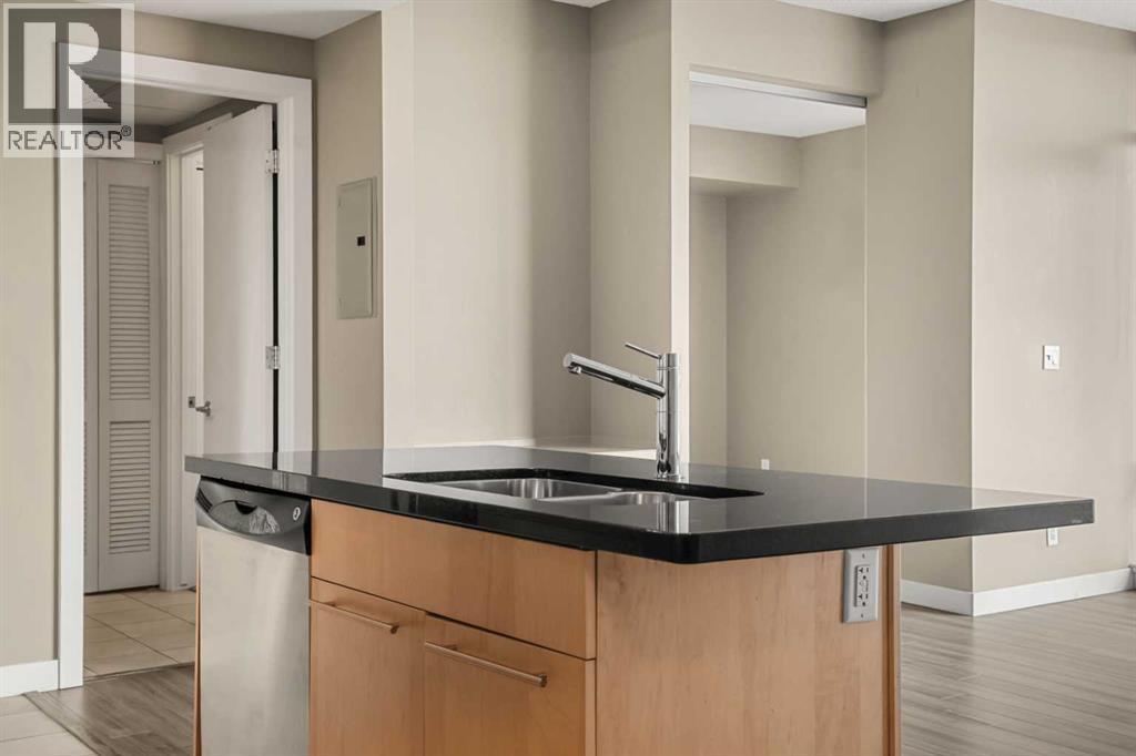 1407, 215 13 Avenue SW, Calgary, Alberta  T2R 0V6 - Photo 5 - A2296180