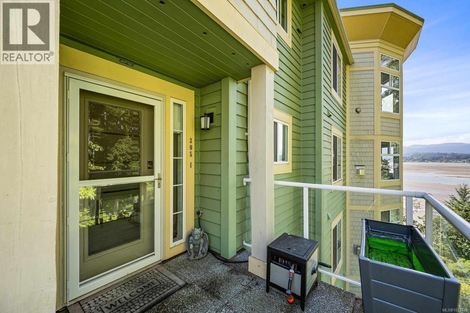 305 2275 Comox Ave, Comox, British Columbia