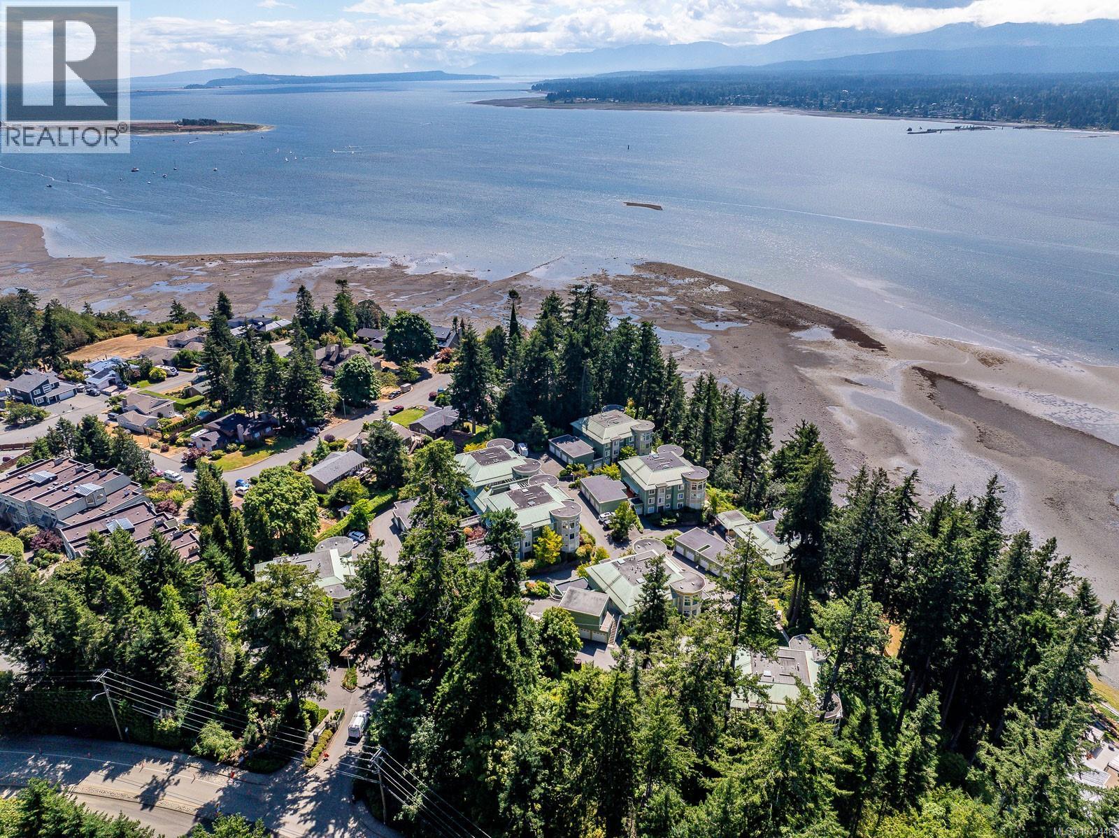 305 2275 Comox Ave, Comox, British Columbia  V9M 1X6 - Photo 56 - 1033448