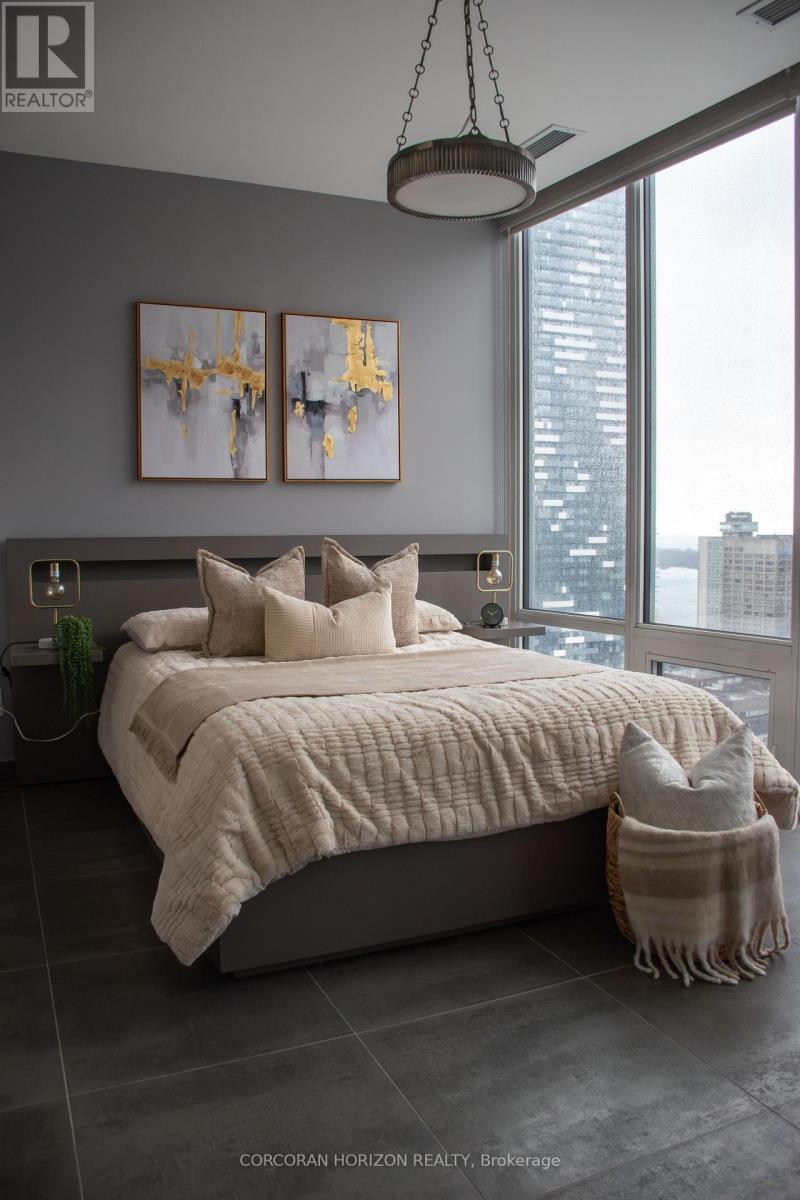 Ph01 - 1 Market Street, Toronto, Ontario  M5E 0A2 - Photo 11 - C13037050