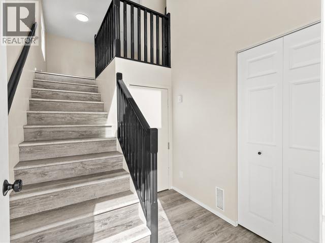 1202 Pine Street, Whitehorse, Yukon  Y1A 4G1 - Photo 6 - 17189