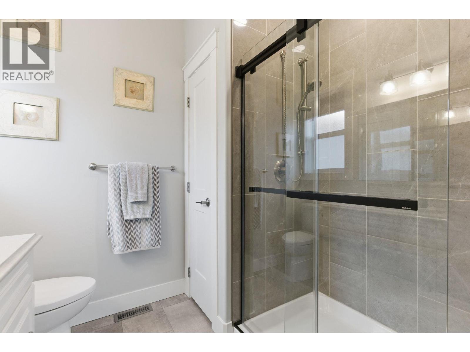 402 11 Avenue, Keremeos, British Columbia  V0X 1N3 - Photo 18 - 10384859