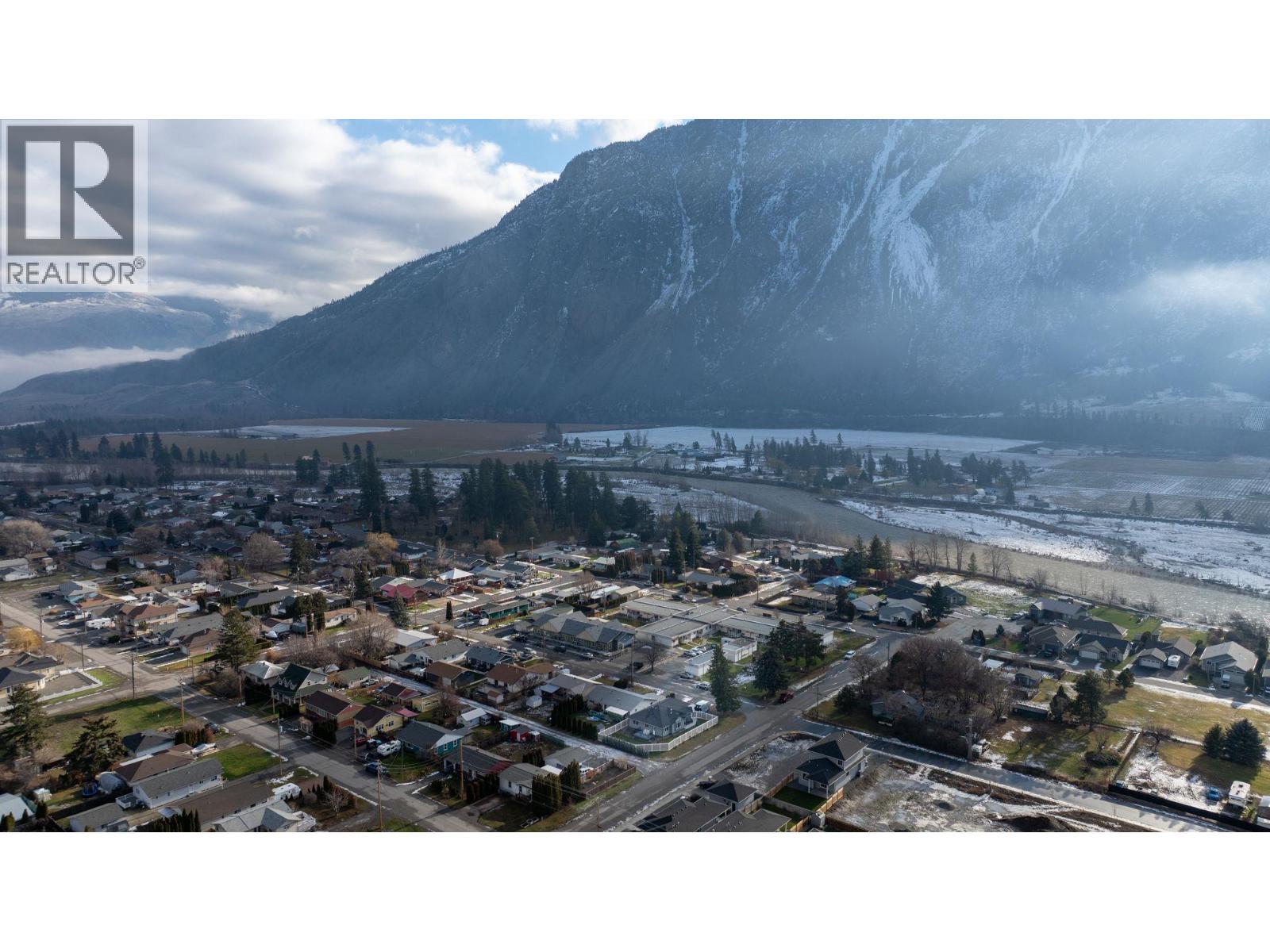 402 11 Avenue, Keremeos, British Columbia  V0X 1N3 - Photo 43 - 10384859