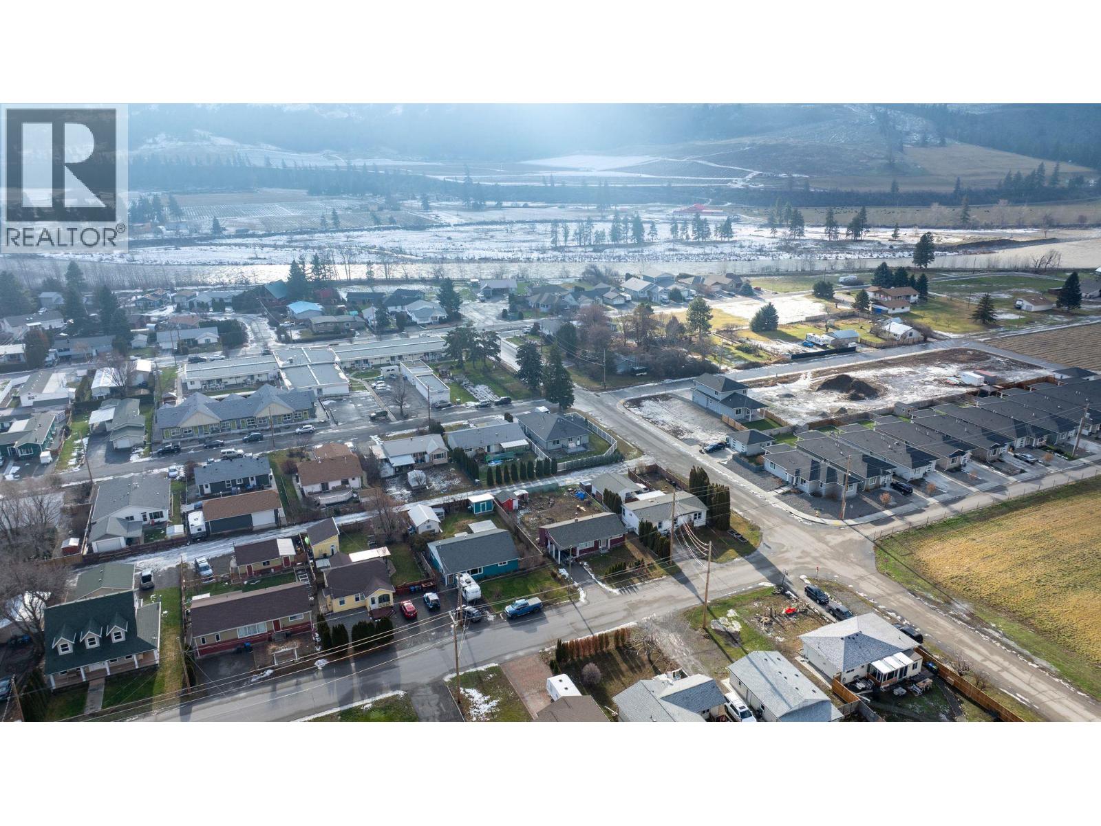 402 11 Avenue, Keremeos, British Columbia  V0X 1N3 - Photo 46 - 10384859