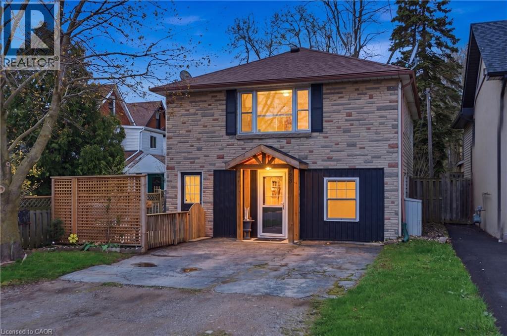 20 Peel Street S, Dundas, Ontario  L9H 3E4 - Photo 8 - 40822325