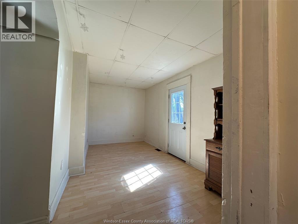 414 Crawford Avenue, Windsor, Ontario  N9A 5C4 - Photo 2 - 26009174