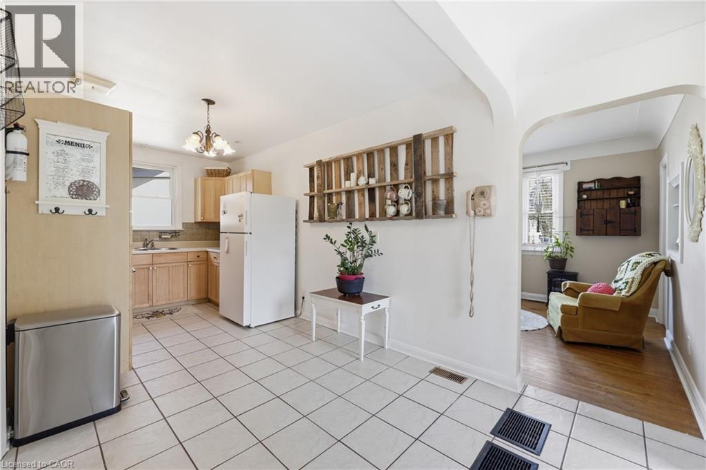 20 Peel Street S, Dundas, Ontario  L9H 3E4 - Photo 25 - 40822325