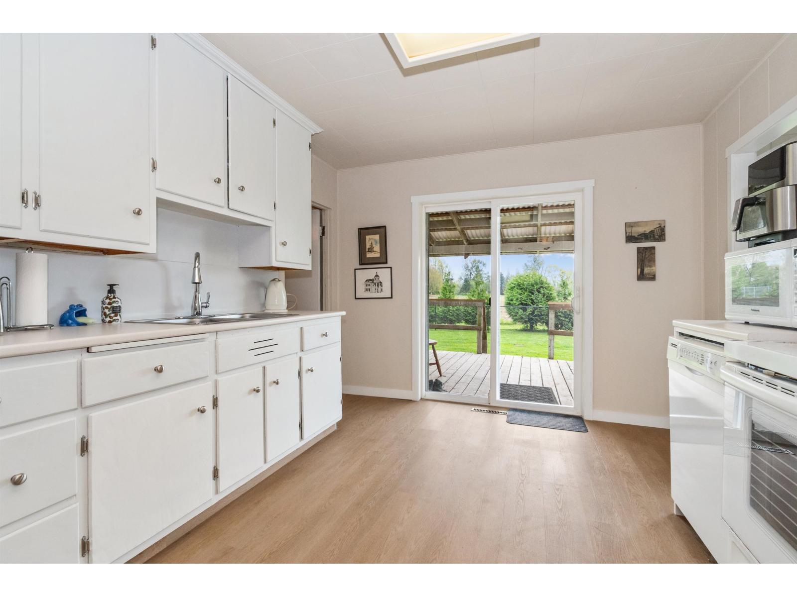 46308 Velma Avenue, Sardis East Vedder, Chilliwack, British Columbia  V4Z 1A1 - Photo 9 - R3115618