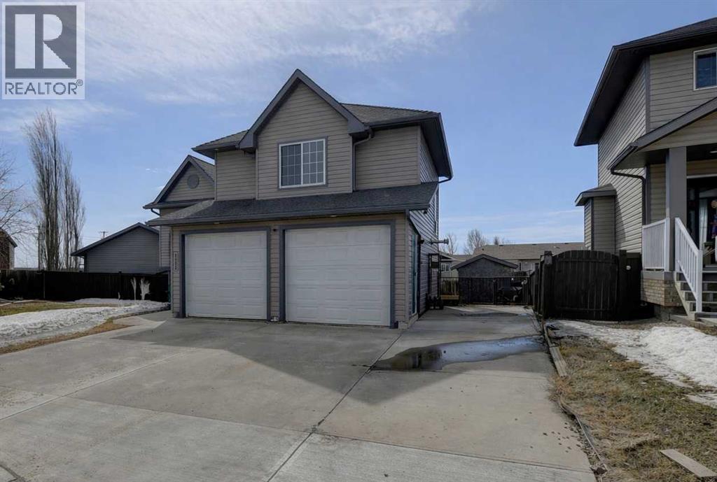 8805 114 Avenue, Grande Prairie, Alberta  T8X 0A6 - Photo 3 - A2293976