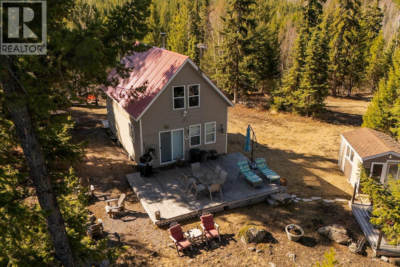 49500 LLOYD DRIVE, Cluculz Lake, British Columbia