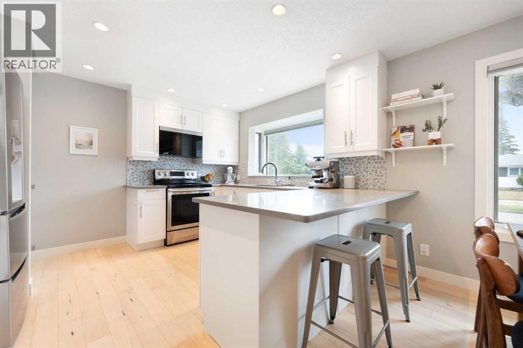 1412 89 Avenue Sw, Calgary, Alberta  T2V 0W8 - Photo 9 - A2301481