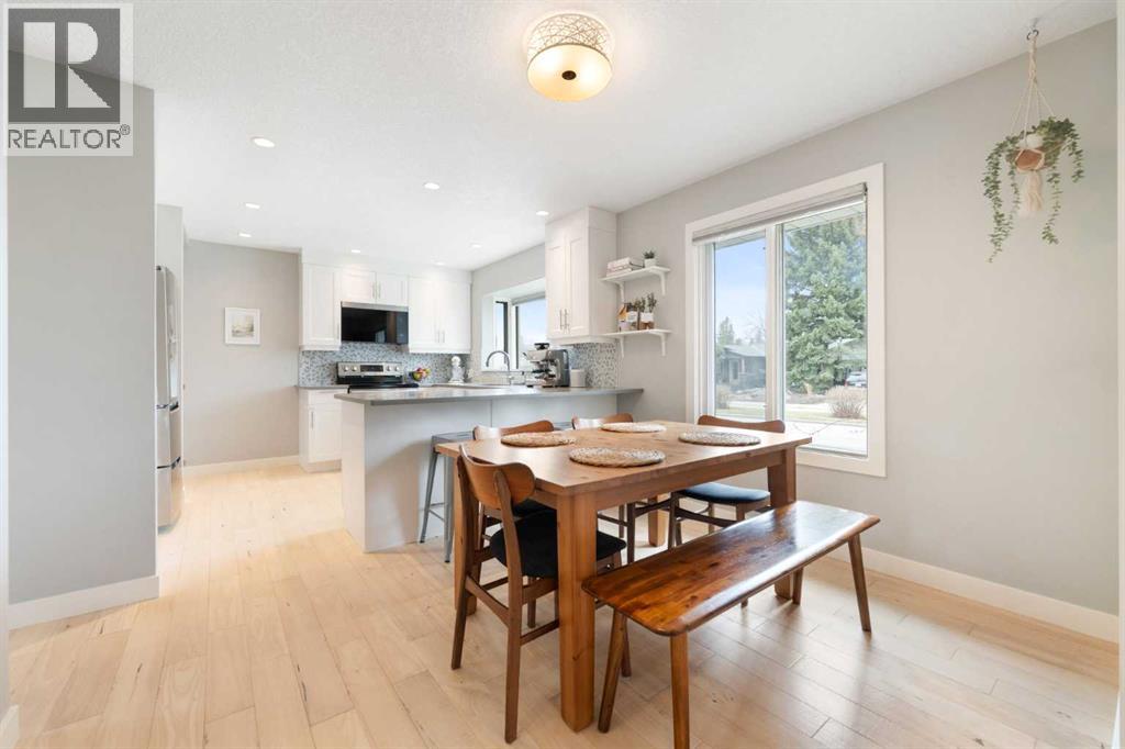 1412 89 Avenue Sw, Calgary, Alberta  T2V 0W8 - Photo 7 - A2301481