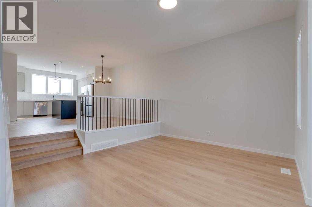 1273 Creekview Drive Sw, Calgary, Alberta  T2X 5Y7 - Photo 4 - A2302154