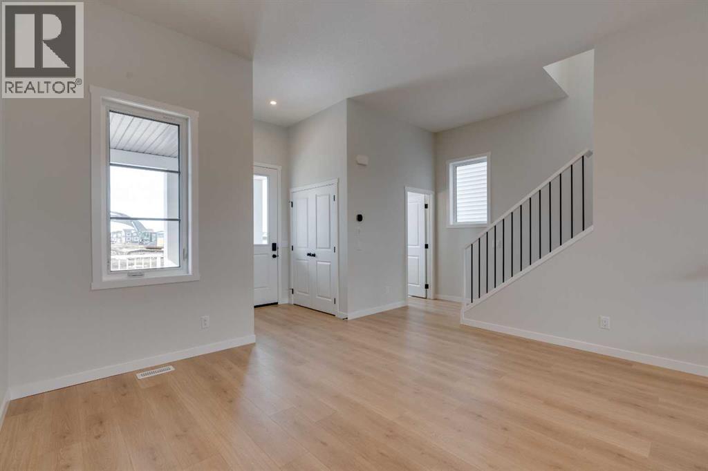 1273 Creekview Drive Sw, Calgary, Alberta  T2X 5Y7 - Photo 3 - A2302154