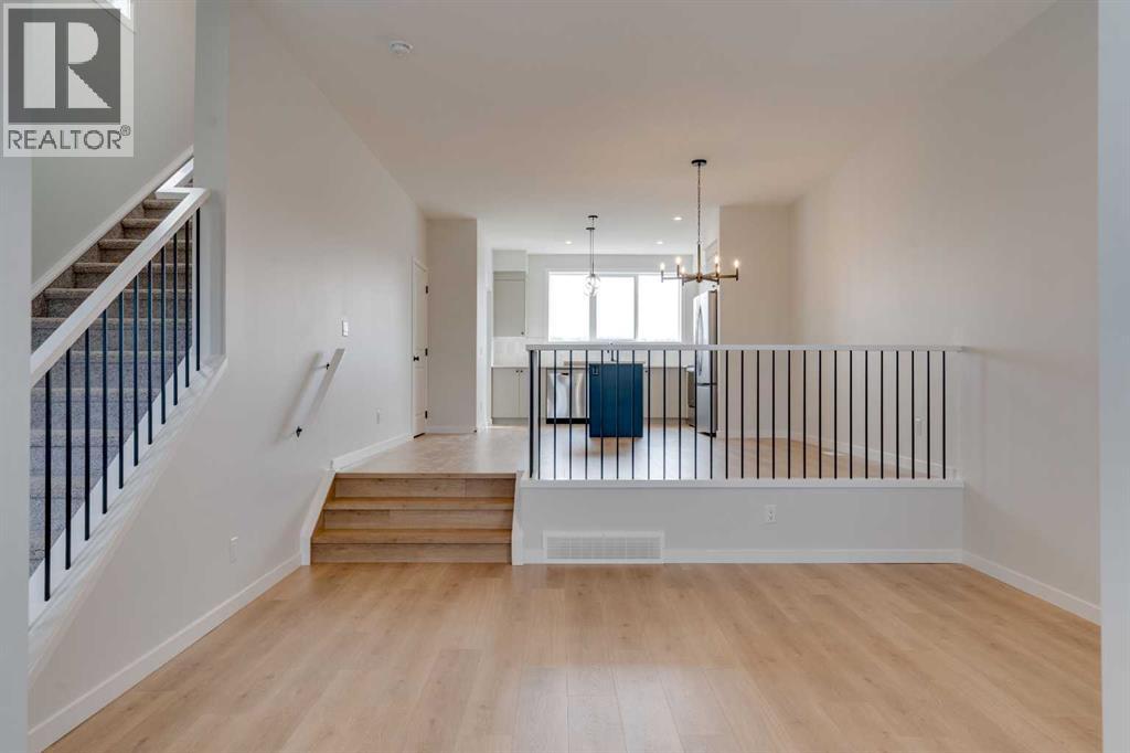 1273 Creekview Drive Sw, Calgary, Alberta  T2X 5Y7 - Photo 2 - A2302154