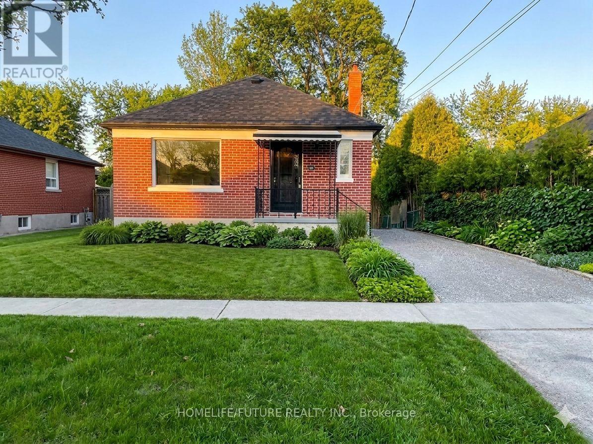 MAIN - 859 GRIERSON STREET, Oshawa, Ontario