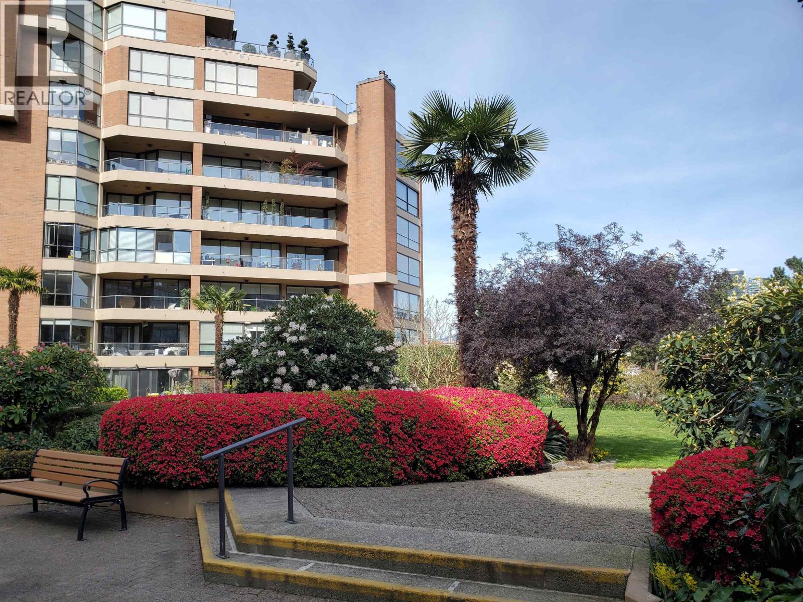 103 1470 Pennyfarthing Drive, Vancouver, British Columbia  V6J 4Y2 - Photo 4 - R3115720