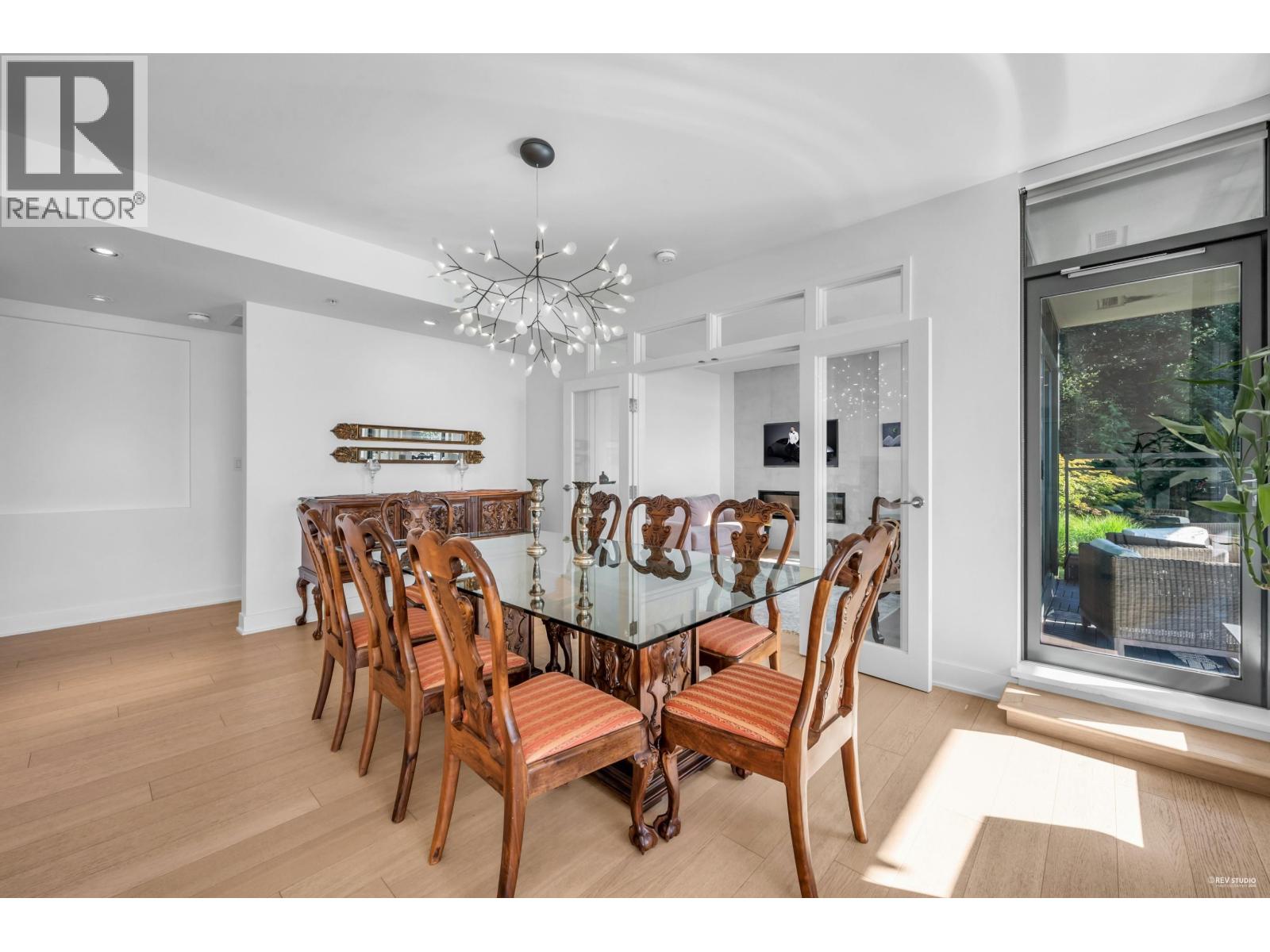 401 3315 Cypress Place, West Vancouver, British Columbia  V7S 3J7 - Photo 6 - R3115736