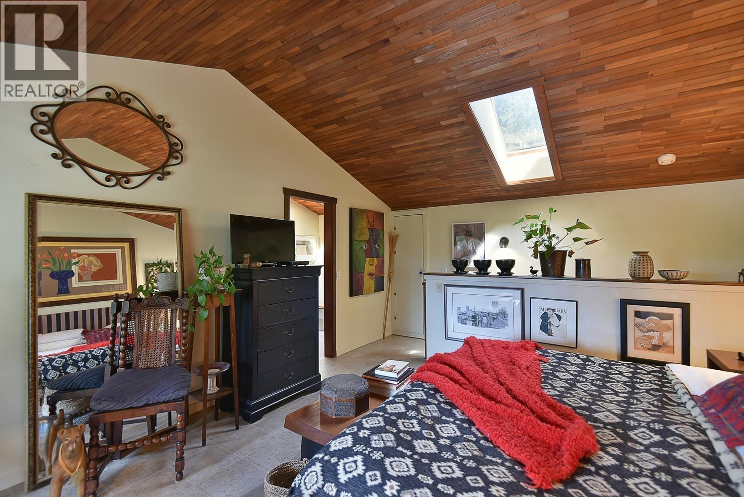 4865 Bowsprit Drive, Madeira Park, British Columbia  V0N 2H1 - Photo 23 - R3115725