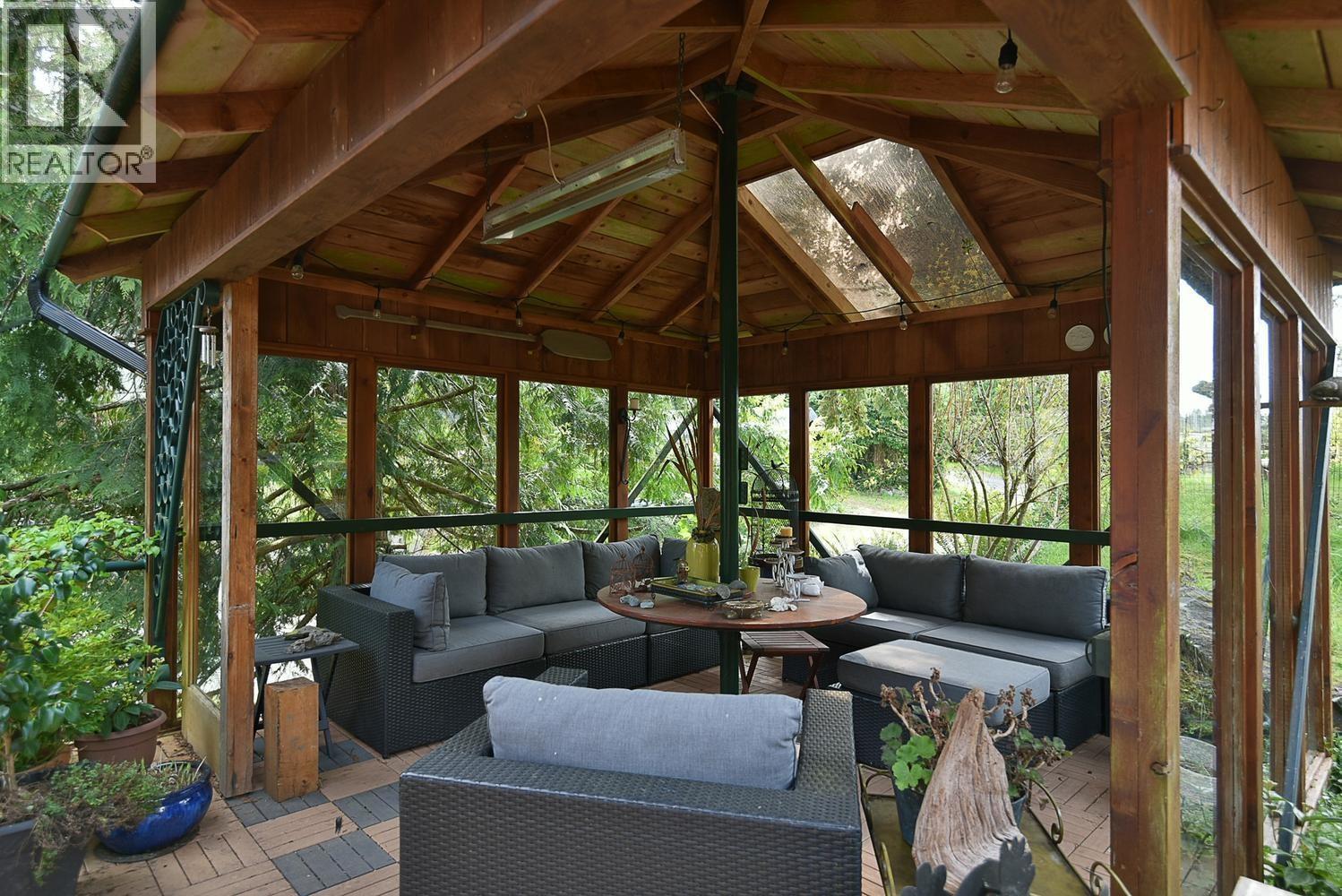 4865 Bowsprit Drive, Madeira Park, British Columbia  V0N 2H1 - Photo 4 - R3115725