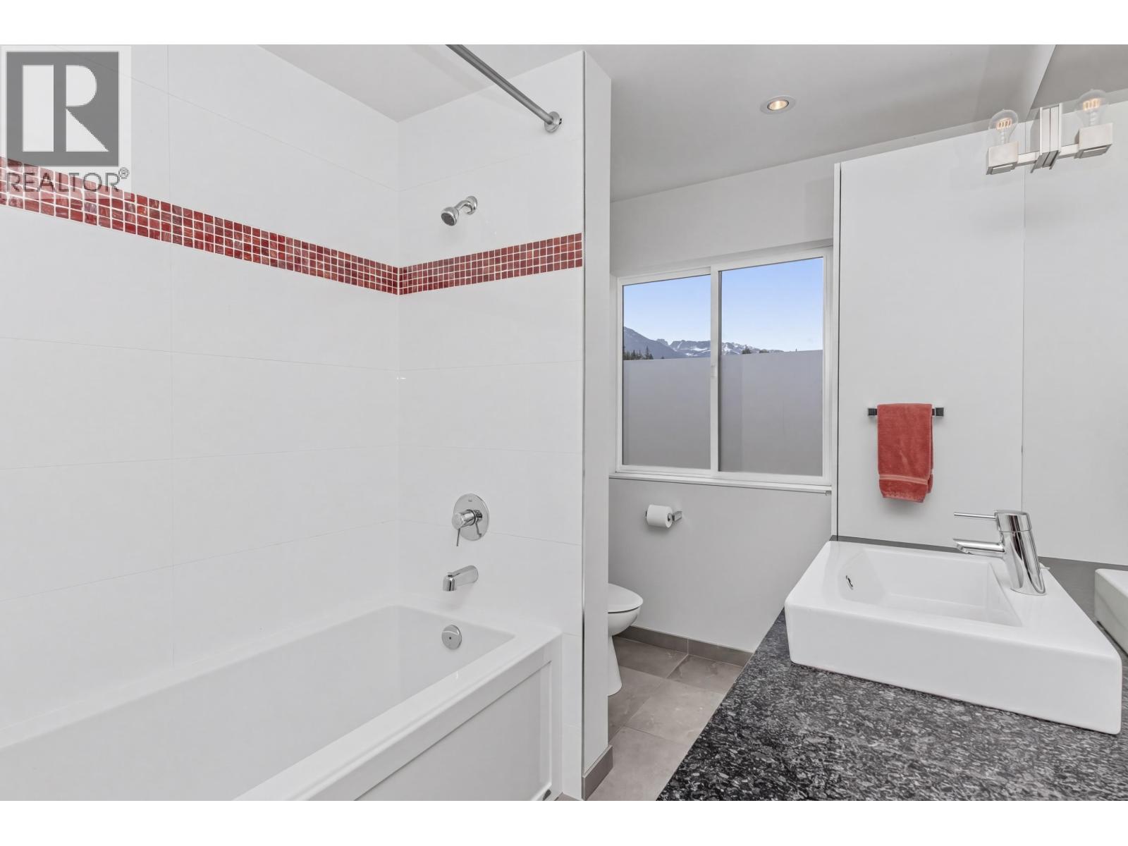 1007 Jay Crescent, Squamish, British Columbia  V8B 0P2 - Photo 23 - R3115748