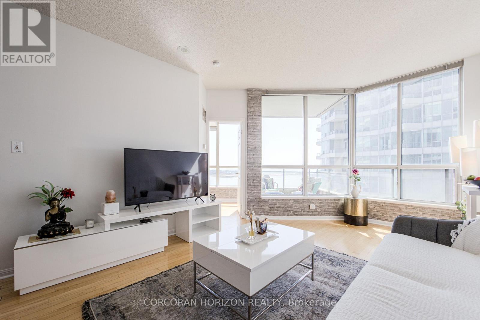 2009 - 228 Queens Quay W, Toronto, Ontario  M5J 2X1 - Photo 11 - C13035740