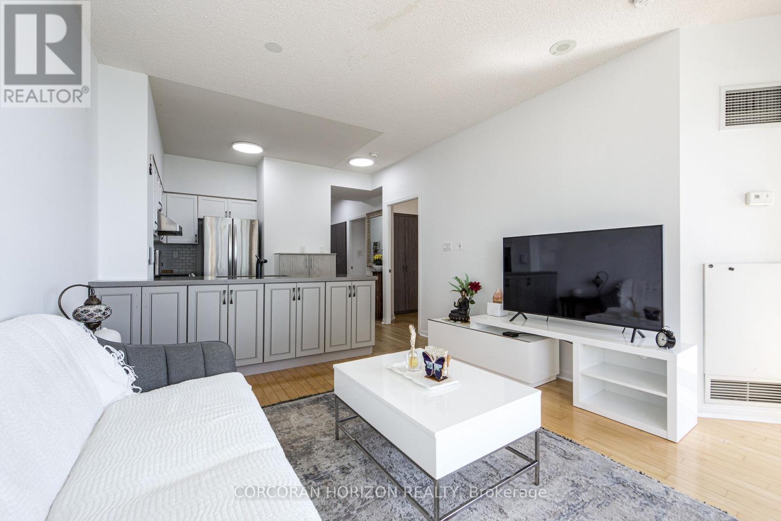 2009 - 228 Queens Quay W, Toronto, Ontario  M5J 2X1 - Photo 14 - C13035740