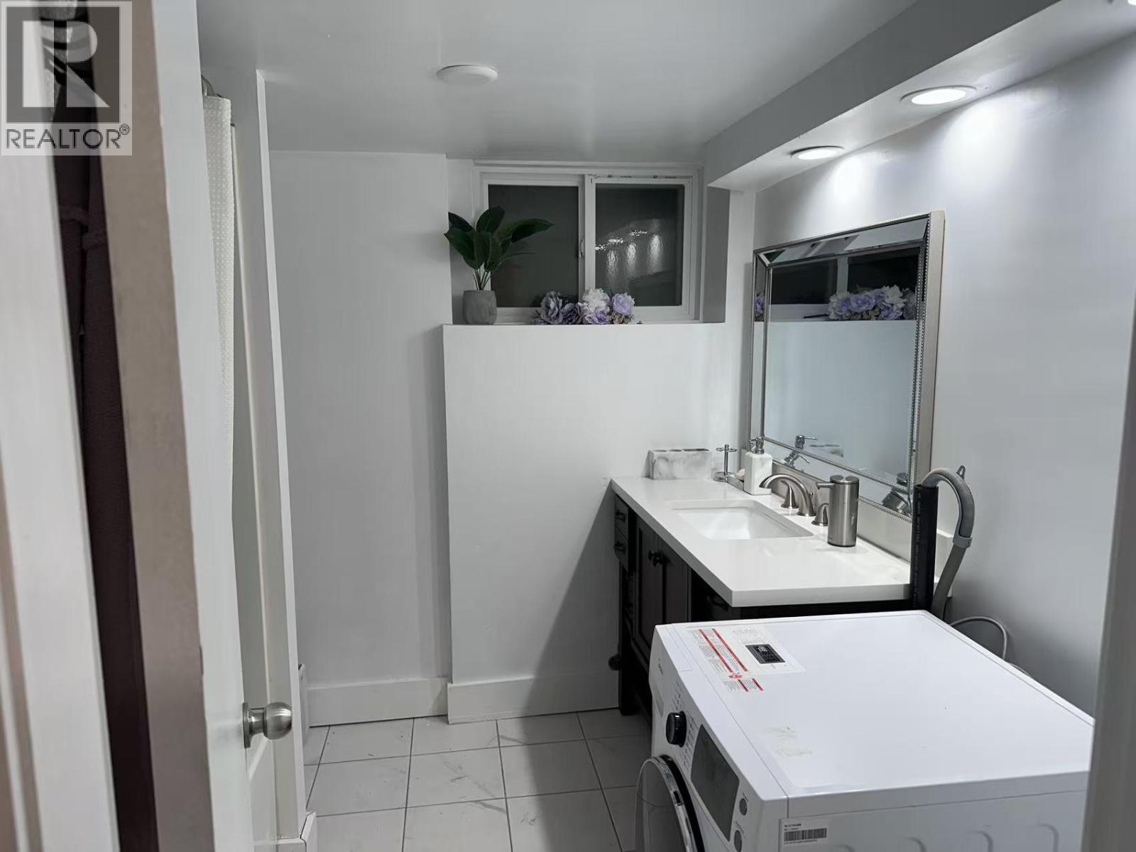 G/f 640 Stevens Drive, West Vancouver, British Columbia  V7S 1C9 - Photo 13 - R3115717